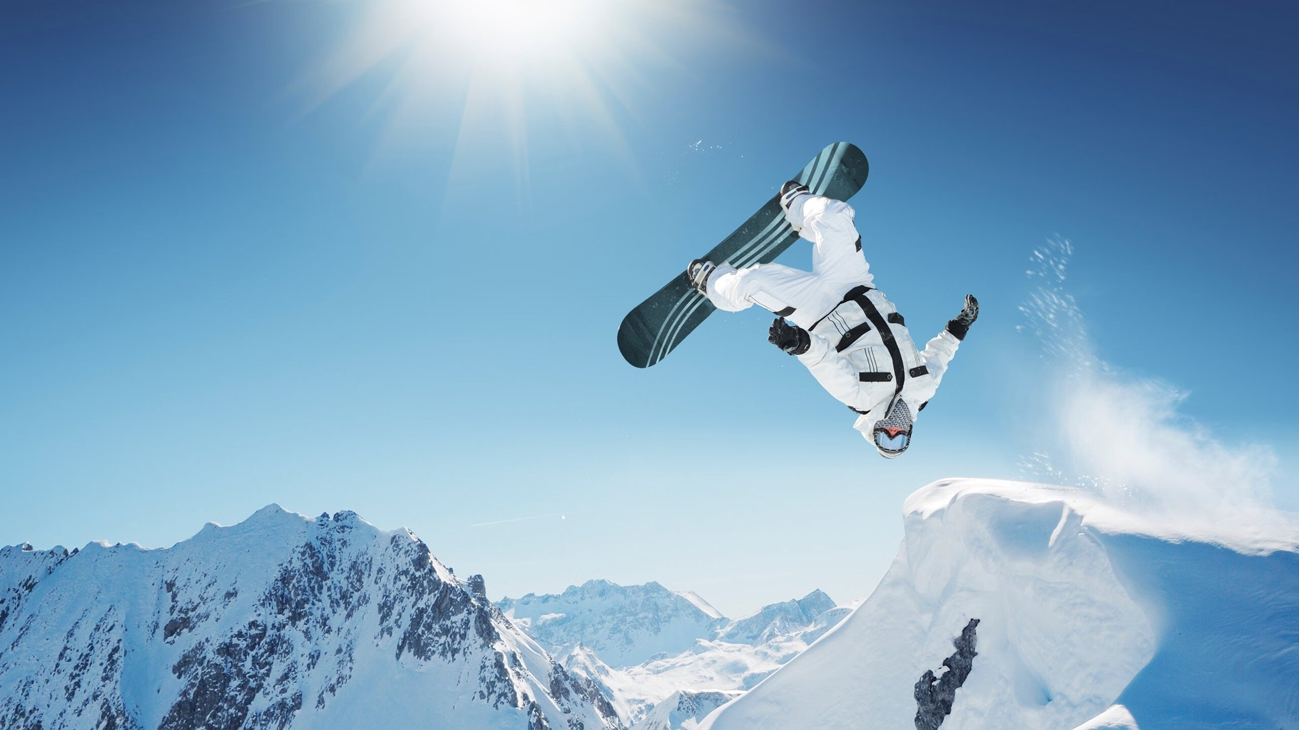 拜仁管理层稳定,为球队长远发展铺路,拜仁高管